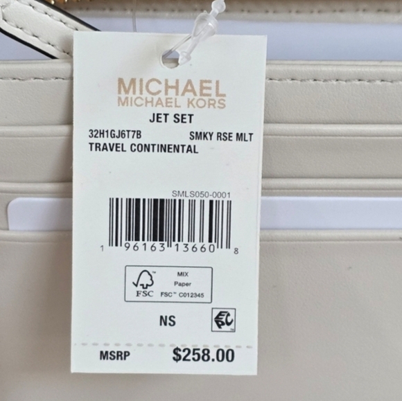 Michael Kors Jet Set Logo Continental Wristlet Wallet - Picture 4 of 5